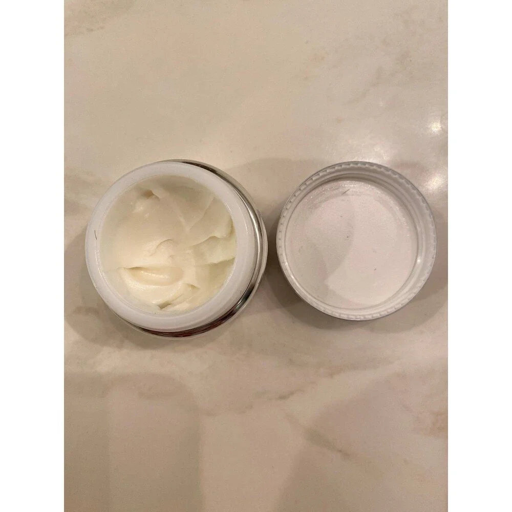 Kendra Platinum Working Wax Matte Finish # 15 Non-greasy Flexible Hold Texturize